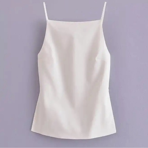 Women Lace up backless top - Picture 1 of 4